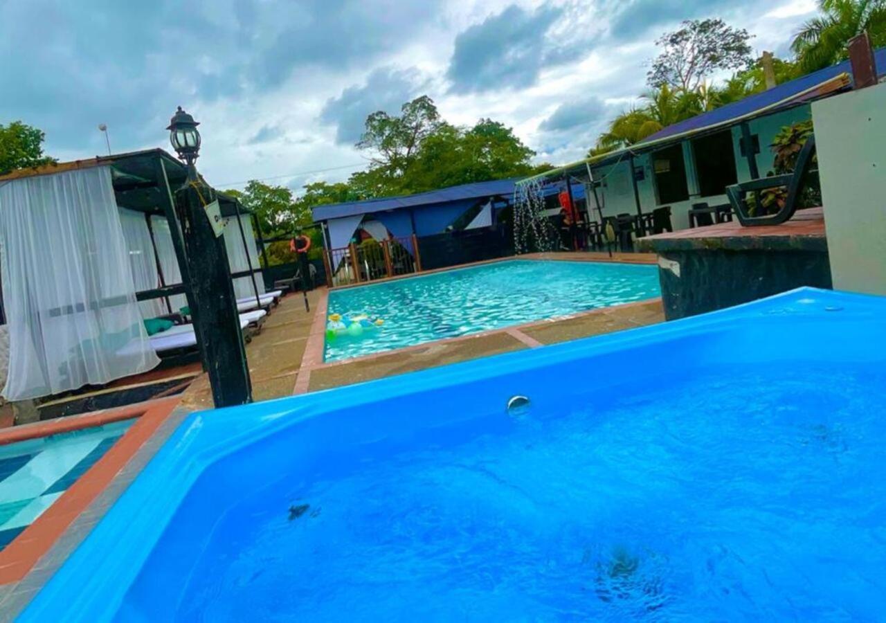 Llano Dorado Hotel Campestre Granja Campo Alegre ภายนอก รูปภาพ