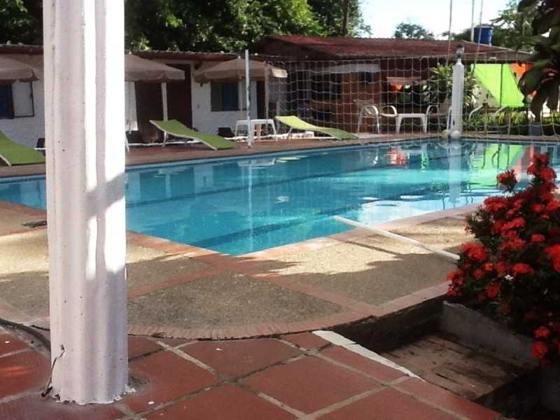 Llano Dorado Hotel Campestre Granja Campo Alegre ภายนอก รูปภาพ